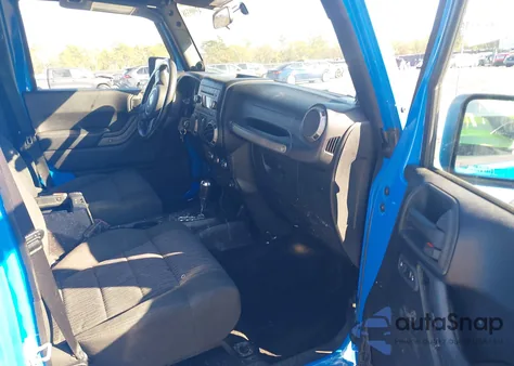 2012 Jeep Wrangler Unlimited Sport z USA, uszkodzony, nr VIN 1C4BJWDG6CL107380